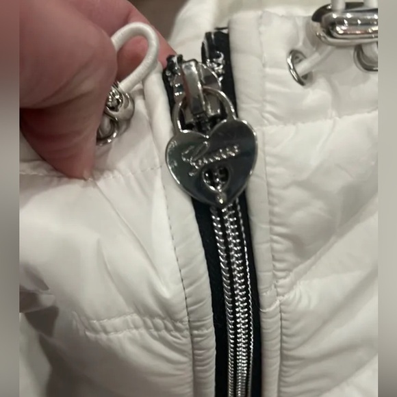 Guess Women's White Quilted / Puffer Jacket Large - Picture 2 of 4